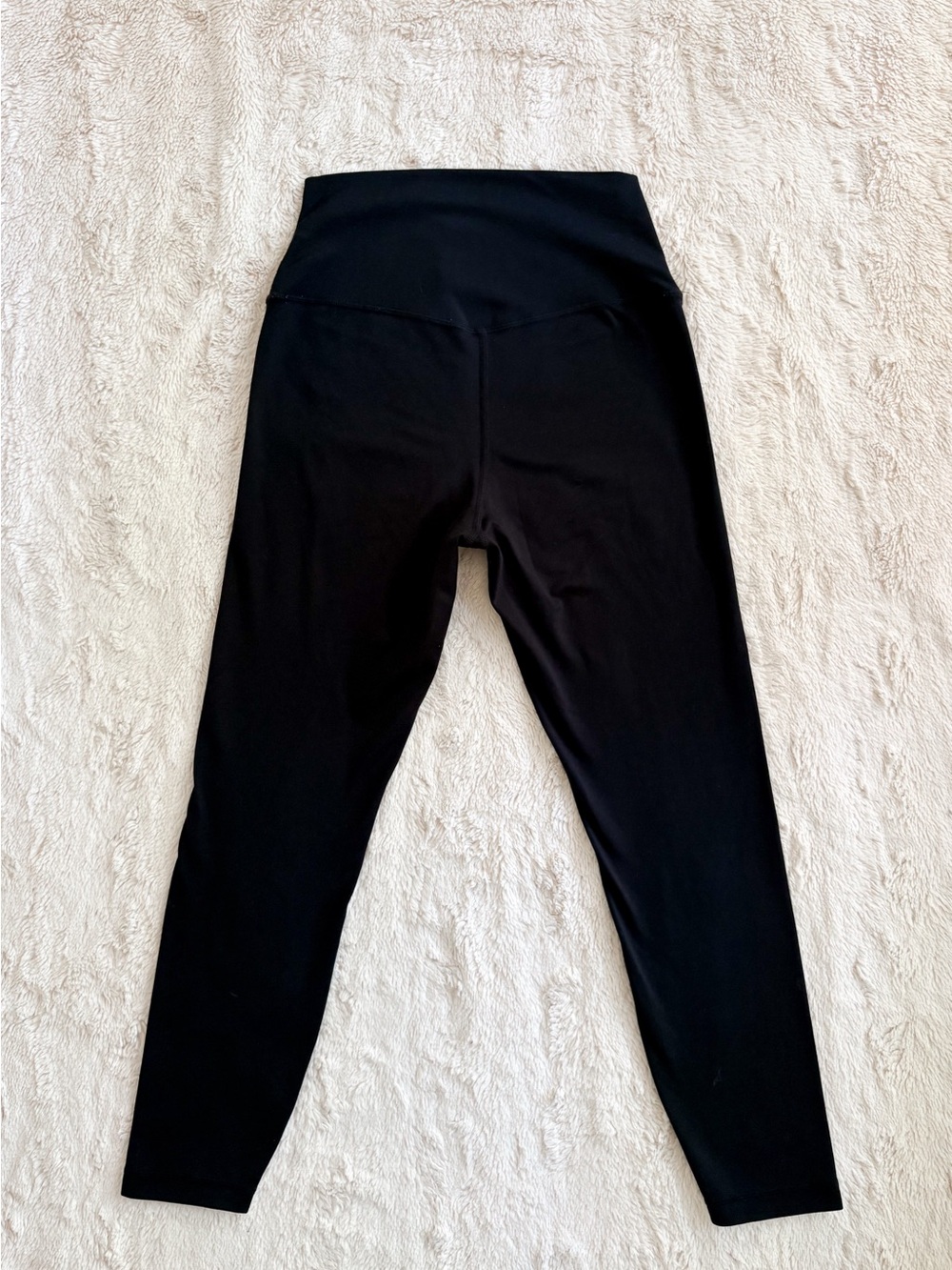 Quince Black High Rise Ultra Soft Leggings Size Medium - Picture 5 of 5